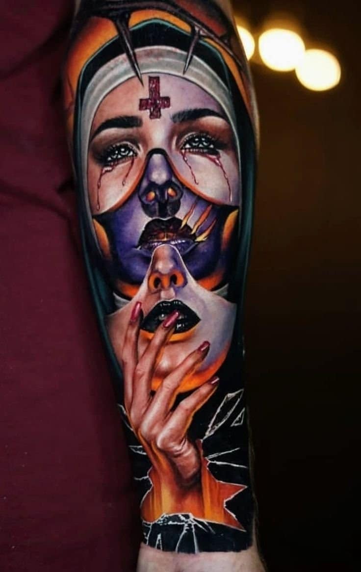 Realismus tattoo in Farbe
